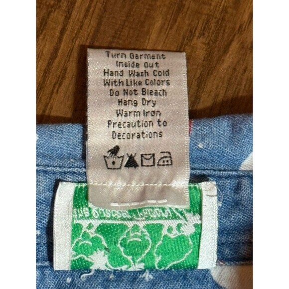 The Quacker Factory Women’s Snowman Button Up Denim Shirt Small Winter Cotton - Picture 5 of 6